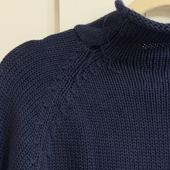 NEW W/ FLAW J.Crew Men's 1988
Rollneck sweater in cotton XS - Picture 5 of 7
